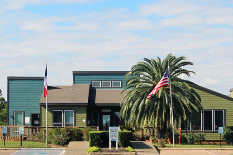 CPWMultifamilyInvestmentProperty Newport RE Group, LLC Multifamily Real Estate Investments